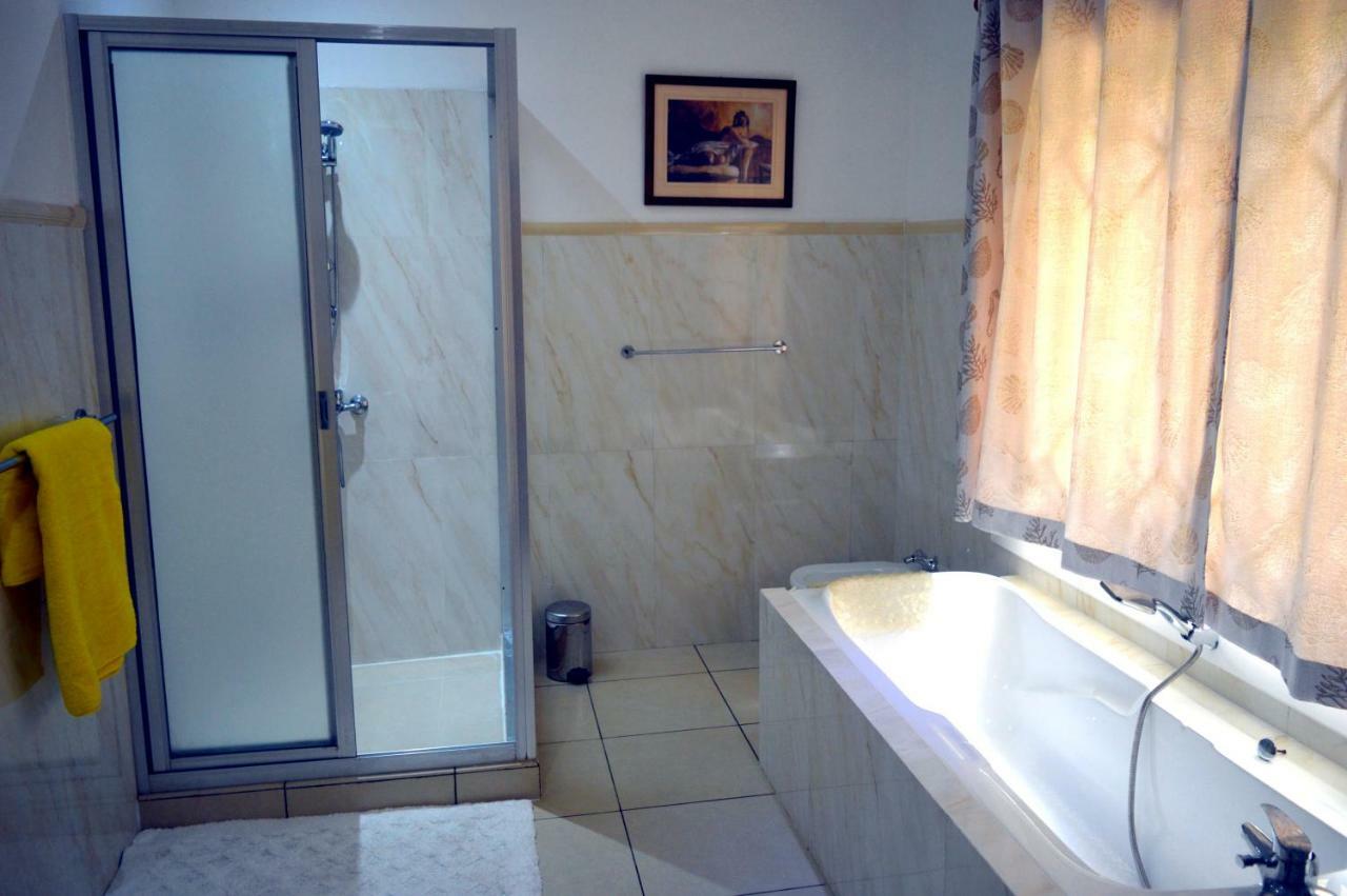 Sundown Beach Villa Glacis  Luaran gambar